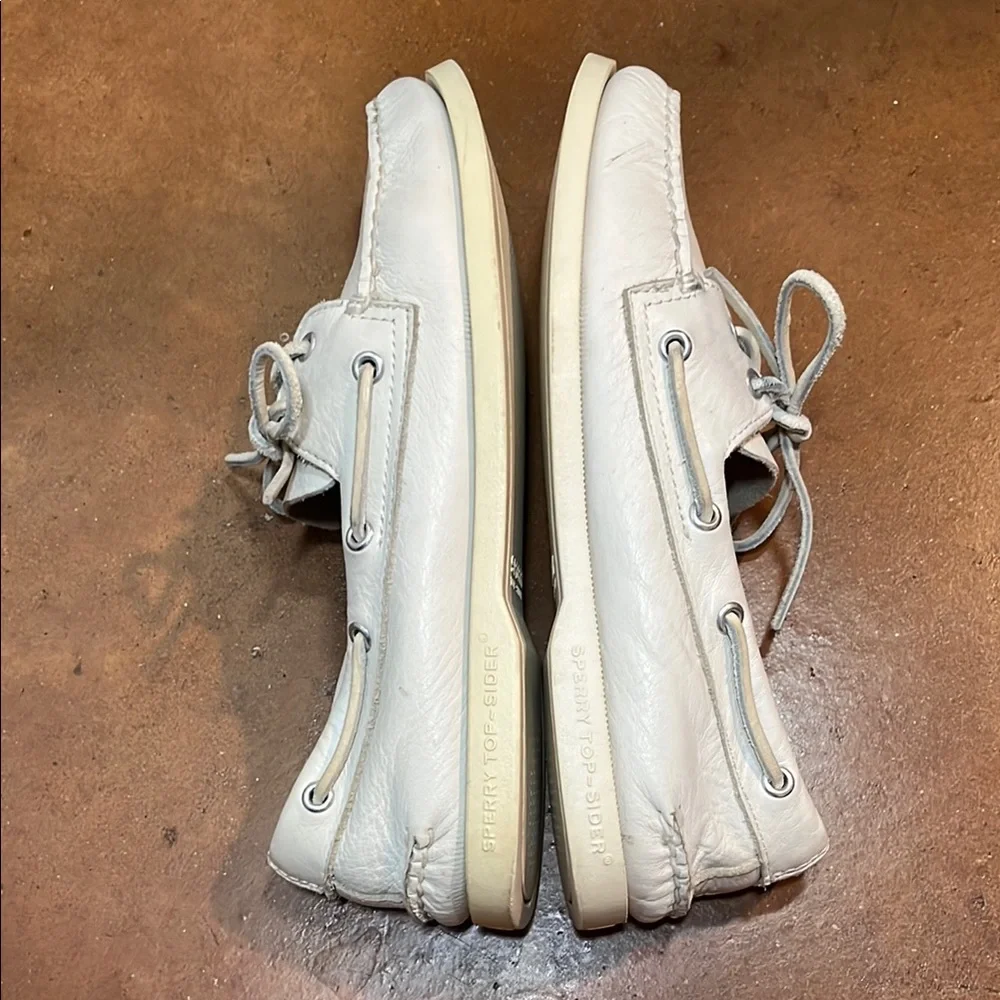 Nearly New Sperry Top-Sider Original White Boat Shoes Men’s 9 M